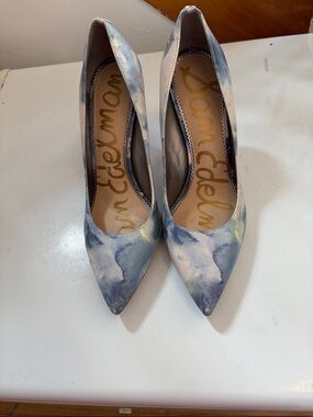 Sam Edelman Blue and White Watercolor Pointed-Toe Pumps